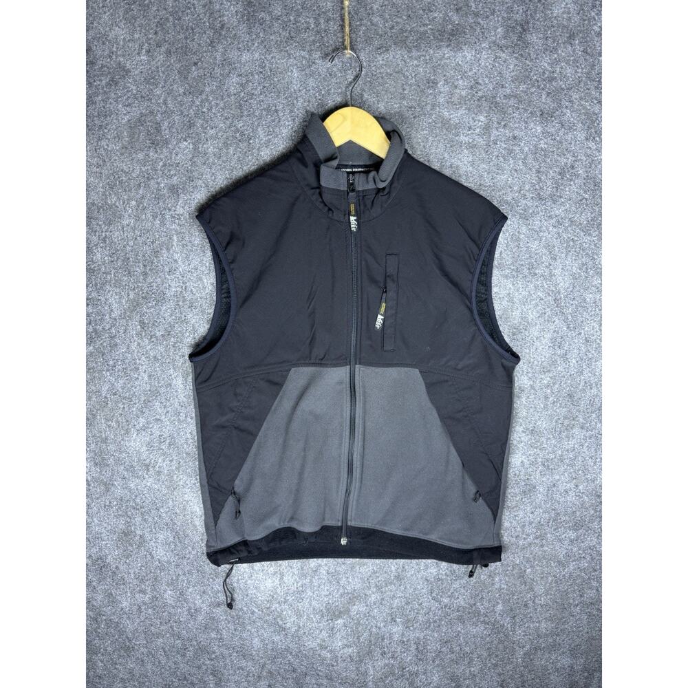 REI Fleece Vest Men's Size M Black Full Zip Pockets Outdoor Recreation Hiking